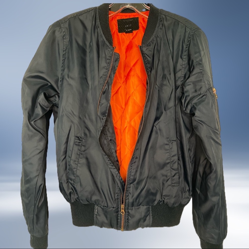 IRIS BOMBER JACKET WOMENS OR MEN - SIZE MEDIUM